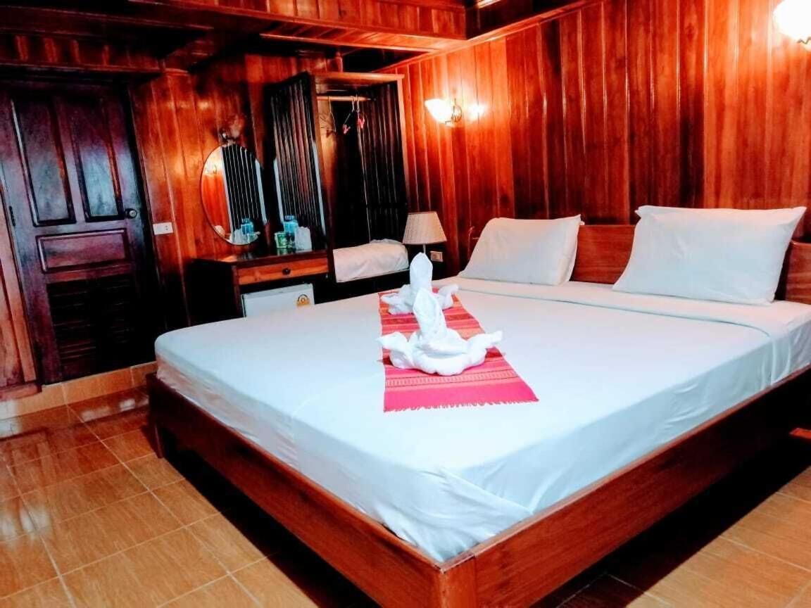 Phone Praseuth pensión Luang Prabang Exterior foto