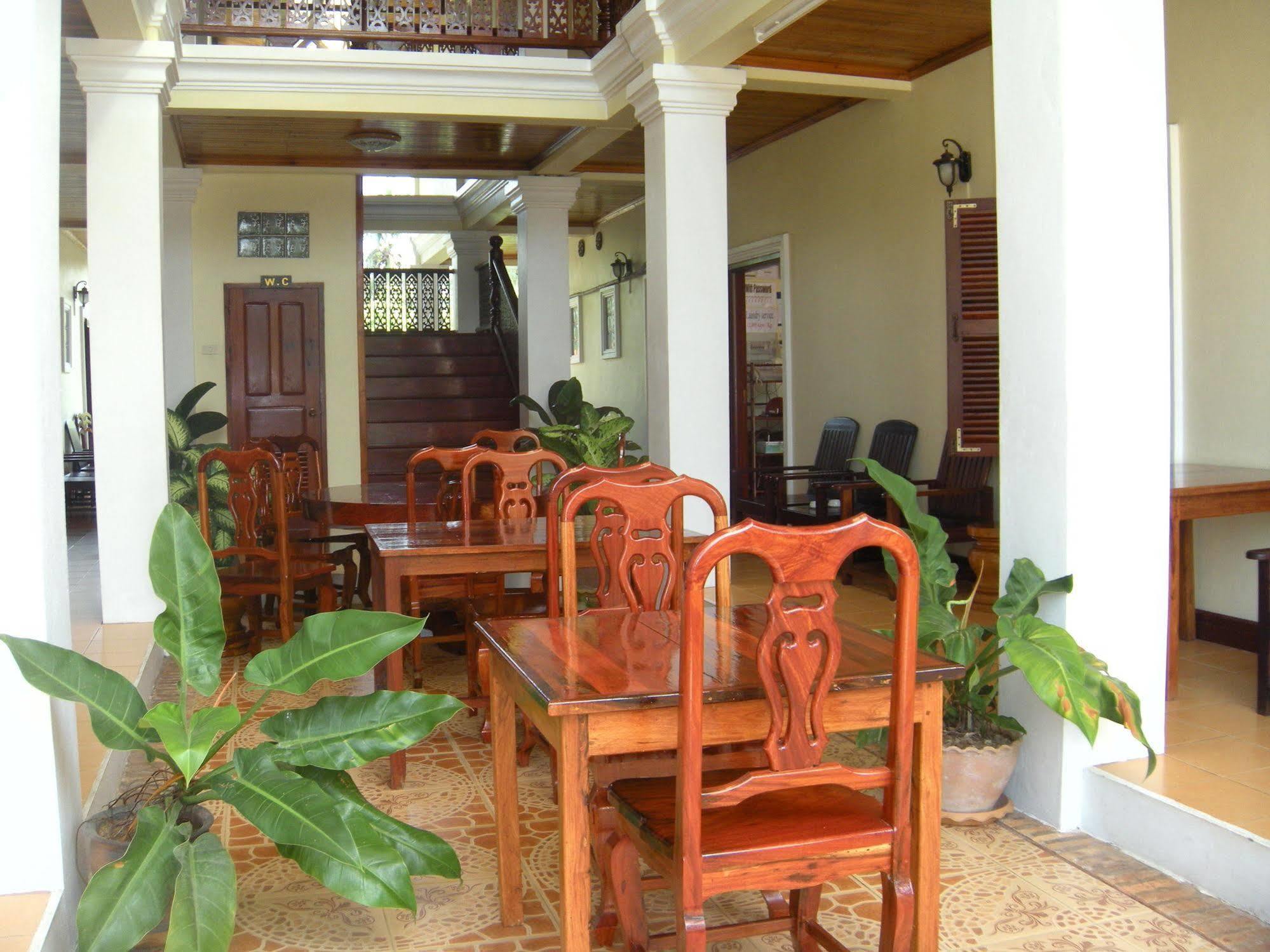 Phone Praseuth pensión Luang Prabang Exterior foto