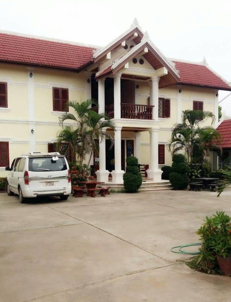 Phone Praseuth pensión Luang Prabang Exterior foto
